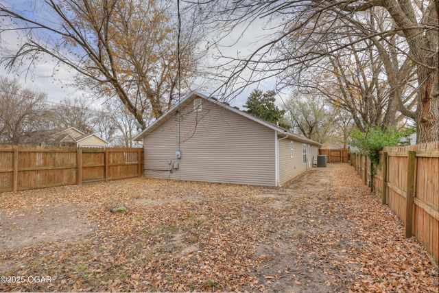 502 Patterson Street, Duenweg, MO 64841