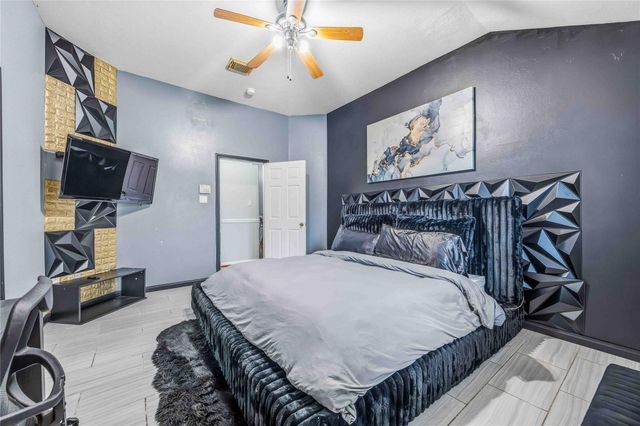 3947 Teal Run Meadows Drive, Fresno, TX 77545