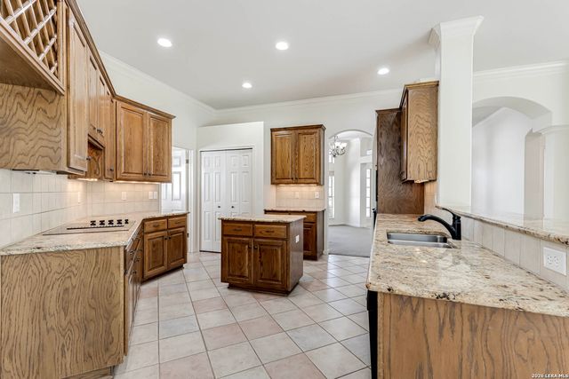 18211 Lemans, San Antonio, TX 78258