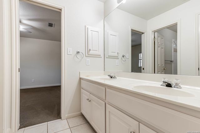 18211 Lemans, San Antonio, TX 78258