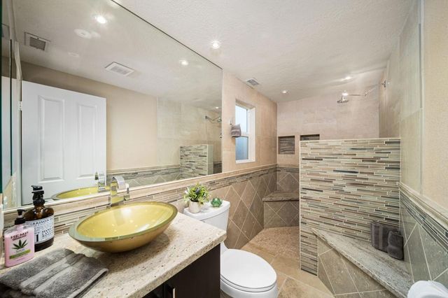 370 Cypress Point Drive, Palm Desert, CA 92211