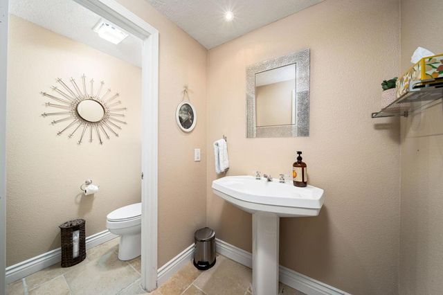 370 Cypress Point Drive, Palm Desert, CA 92211