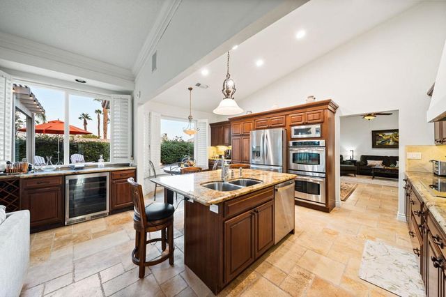 370 Cypress Point Drive, Palm Desert, CA 92211