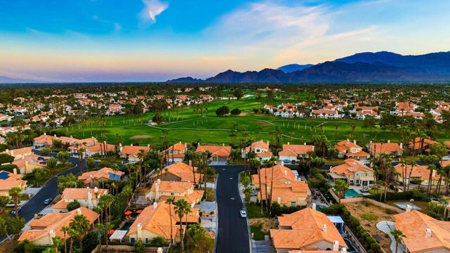 370 Cypress Point Drive, Palm Desert, CA 92211