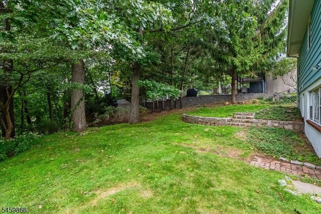 565 Dell Rd, Roxbury Twp., NJ 07850