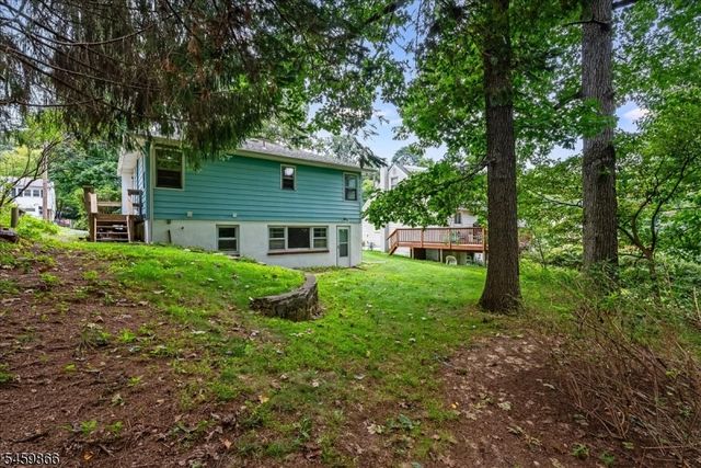 565 Dell Rd, Roxbury Twp., NJ 07850