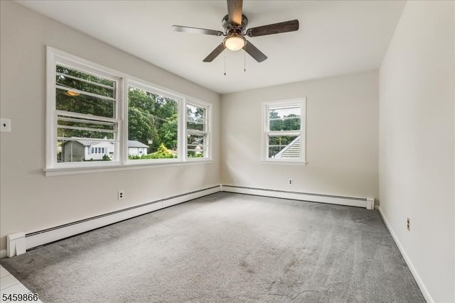 565 Dell Rd, Roxbury Twp., NJ 07850