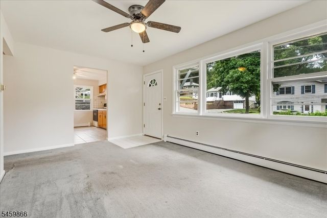 565 Dell Rd, Roxbury Twp., NJ 07850