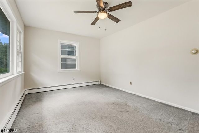 565 Dell Rd, Roxbury Twp., NJ 07850