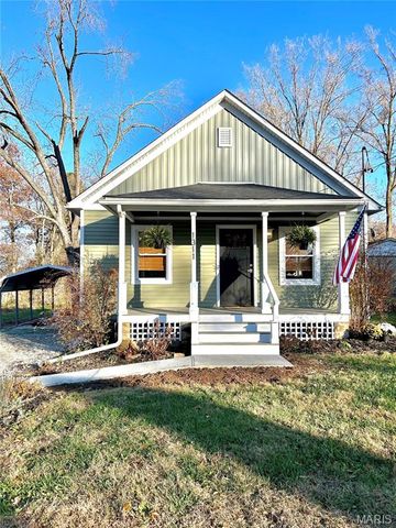 1311 Center Street, Hillsboro, IL 62049