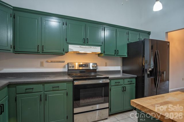 1813 Glen Cannon Drive, Pisgah Forest, NC 28768