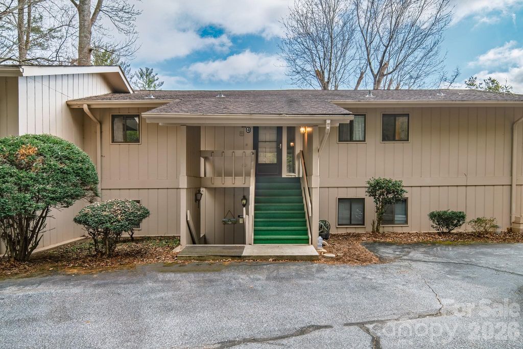 1813 Glen Cannon Drive, Pisgah Forest, NC 28768