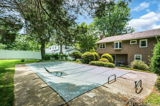 111 Daly Road, East Northport, NY 11731