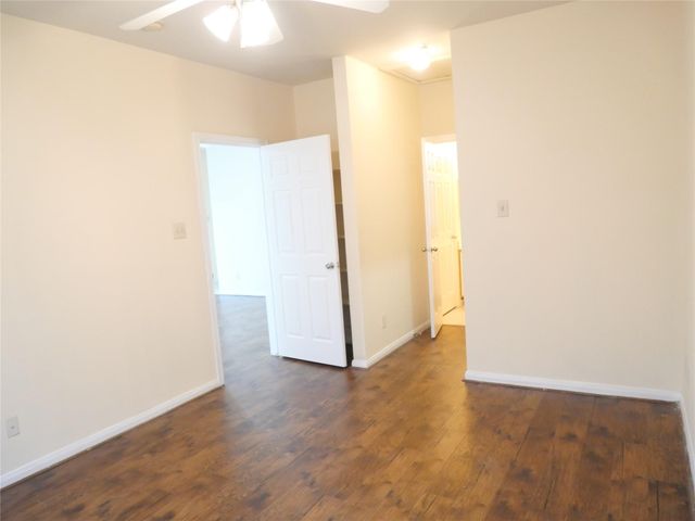 6289 Wilcrest Drive 7302, Houston, TX 77072