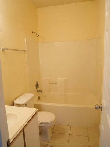 6289 Wilcrest Drive 7302, Houston, TX 77072