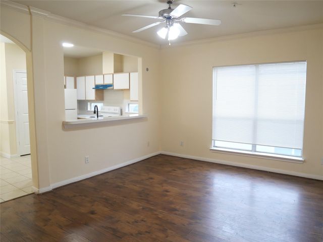 6289 Wilcrest Drive 7302, Houston, TX 77072