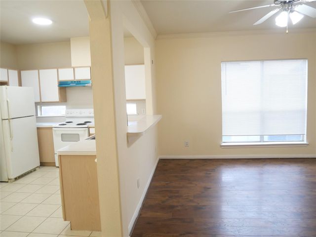 6289 Wilcrest Drive 7302, Houston, TX 77072