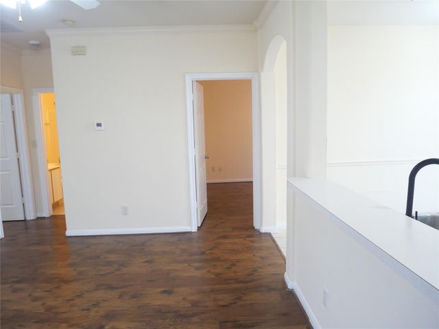6289 Wilcrest Drive 7302, Houston, TX 77072