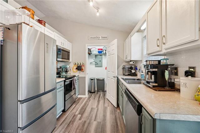 3630 Southpark Drive, High Point, NC 27263