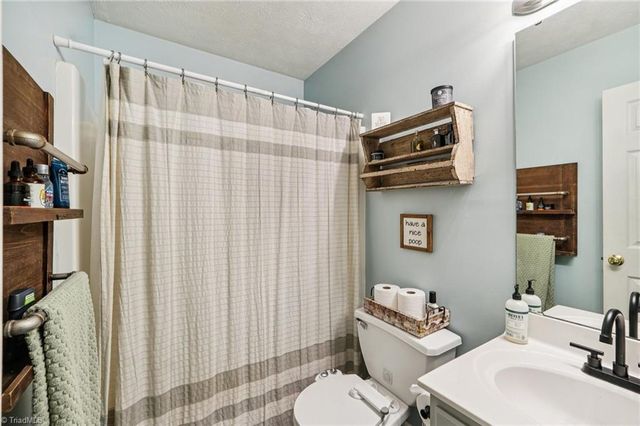 3630 Southpark Drive, High Point, NC 27263