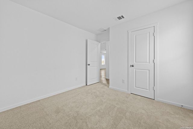 12731 Kathleen St, St Hedwig, TX 78152