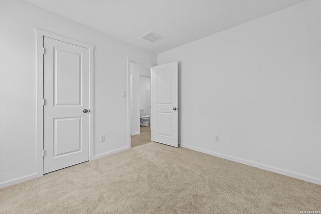 12731 Kathleen St, St Hedwig, TX 78152