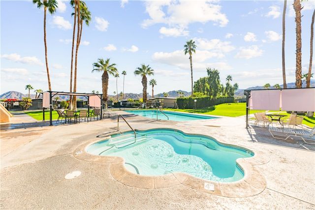 49305 Hwy 74 89, Palm Desert, CA 92260