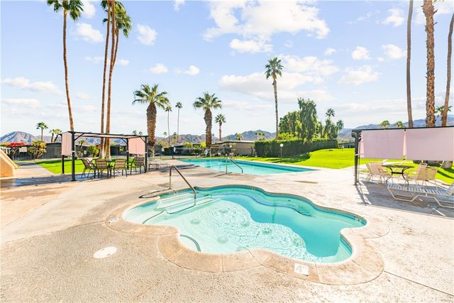 49305 Hwy 74 89, Palm Desert, CA 92260