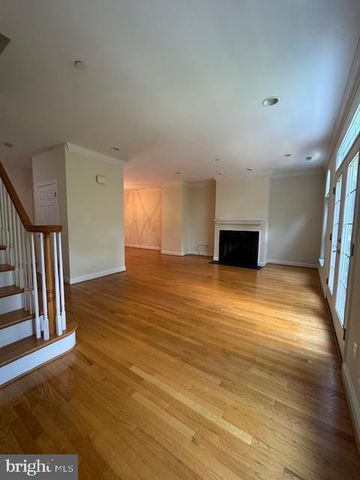 748 MOORE AVE, Bryn Mawr, PA 19010