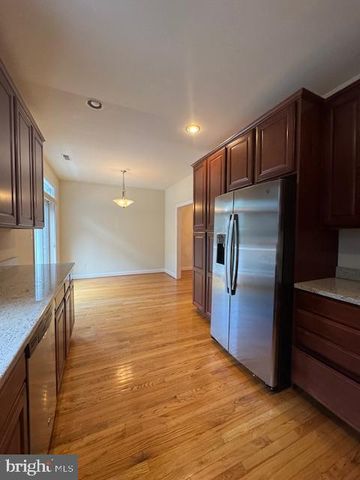 748 MOORE AVE, Bryn Mawr, PA 19010