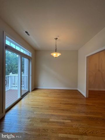 748 MOORE AVE, Bryn Mawr, PA 19010