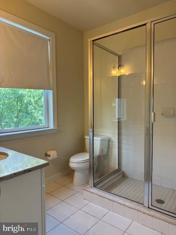 748 MOORE AVE, Bryn Mawr, PA 19010
