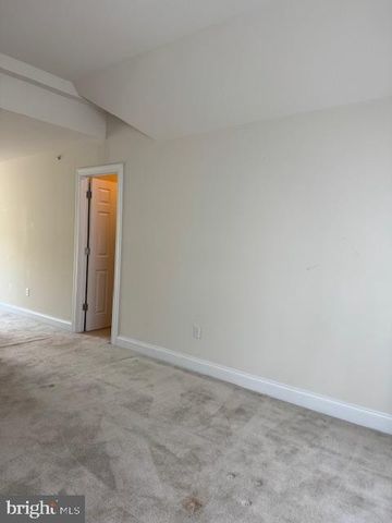 748 MOORE AVE, Bryn Mawr, PA 19010