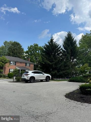 748 MOORE AVE, Bryn Mawr, PA 19010