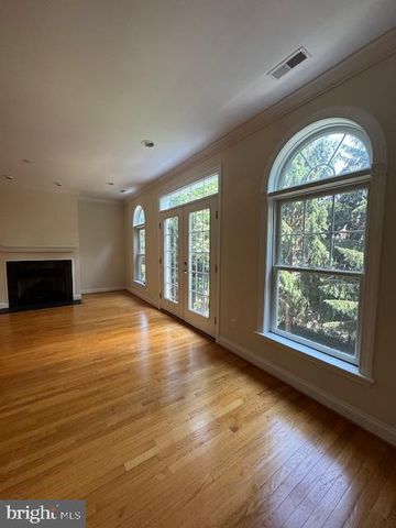 748 MOORE AVE, Bryn Mawr, PA 19010