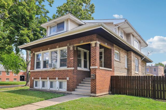 1301 Oak Park Avenue, Berwyn, IL 60402