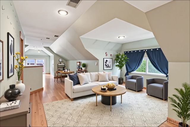 1301 Oak Park Avenue, Berwyn, IL 60402