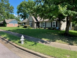 9393 COLTS NECK ST N, Lakeland, TN 38002