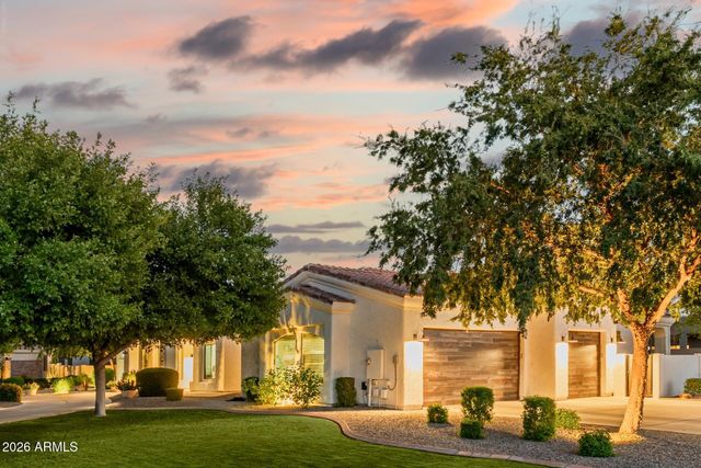 19907 E ELAINE Circle, Queen Creek, AZ 85142