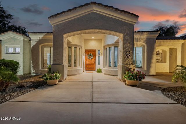 19907 E ELAINE Circle, Queen Creek, AZ 85142