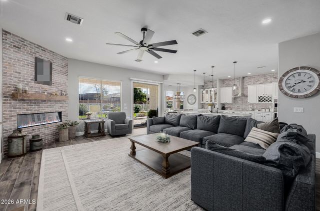 19907 E ELAINE Circle, Queen Creek, AZ 85142