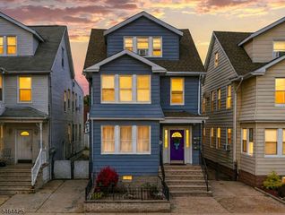 760 Hamilton St, Harrison Town, NJ 07029
