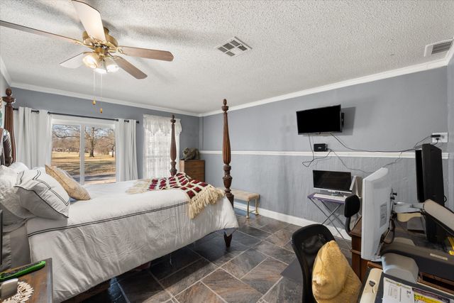 2612 W Collin Street, Corsicana, TX 75110