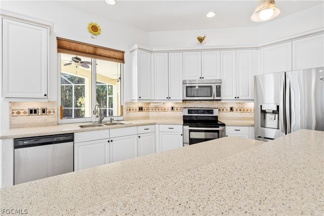 12426 Pebble Stone CT, Fort Myers, FL 33913