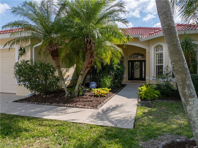 12426 Pebble Stone CT, Fort Myers, FL 33913