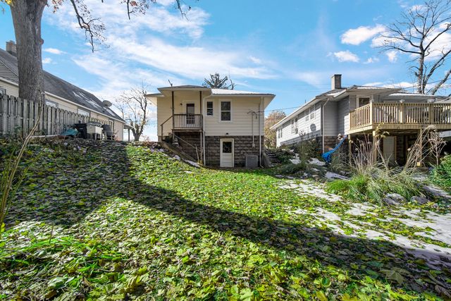 609 Main Street, Hobart, IN 46342