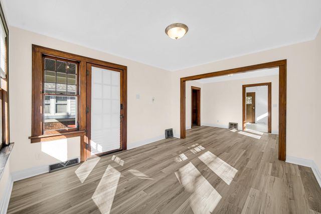 609 Main Street, Hobart, IN 46342