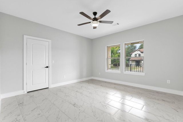 103 Haliimaile LN, Bastrop, TX 78602