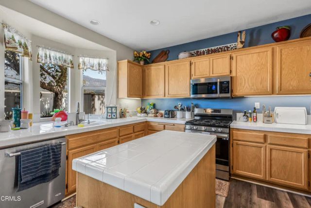 936 Hinckley Lane, Fillmore, CA 93015