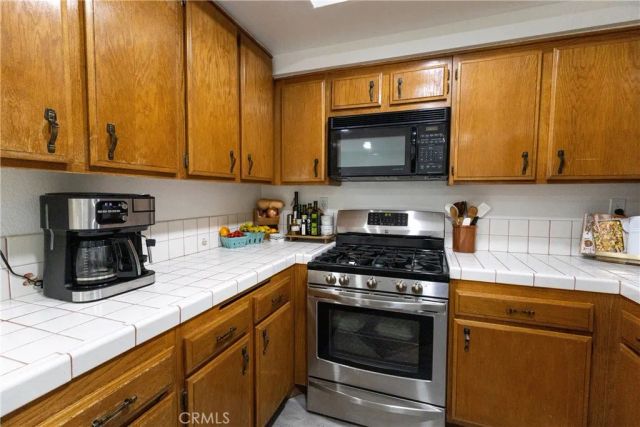 1641 Dimas Ct, Azusa, CA 91702